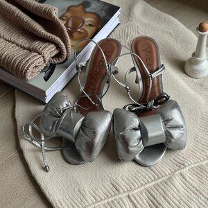 VINCENZA Silver Leather Puff Bow Laceup Heels Size 35 / US 5 NEW NWOB